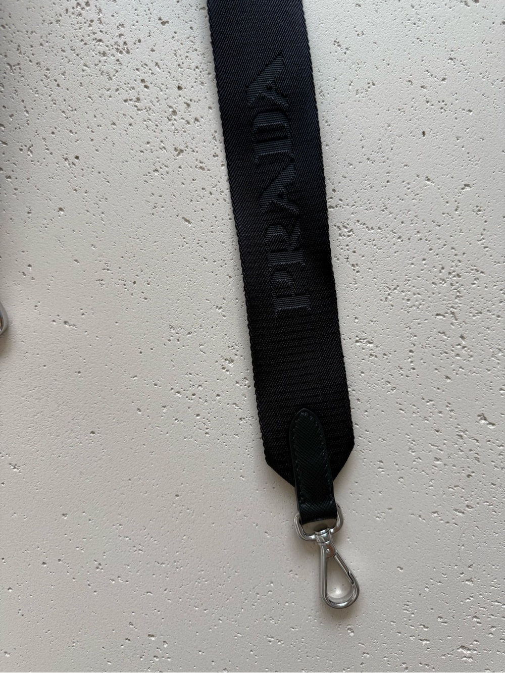 Prada Re-Edition 2005 detachable logo strap with pouch - Picture 4 of 13